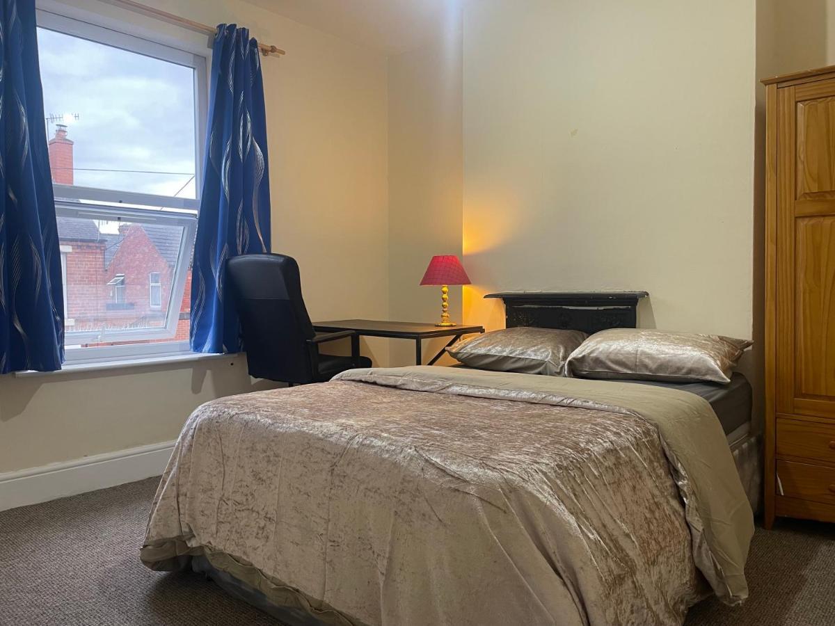 Transformative Housing Laurie Avenue Apartment นอตติงแฮม ภายนอก รูปภาพ